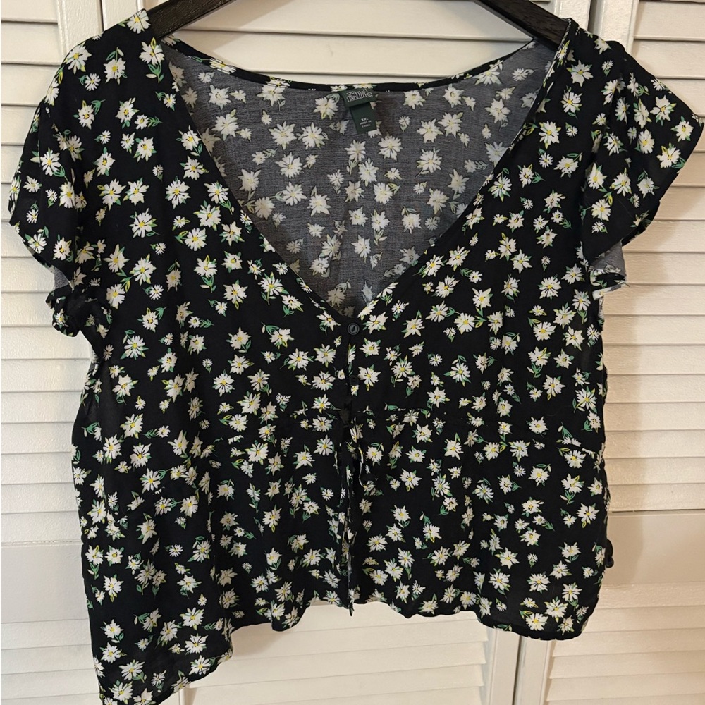 Wild Fable Black Daisy Crop Top